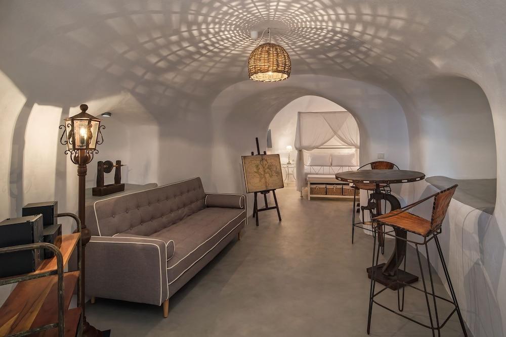 Rock Villas Complex - Private Luxe Top Retreat - Castle And Sea View Emporio  Exterior photo